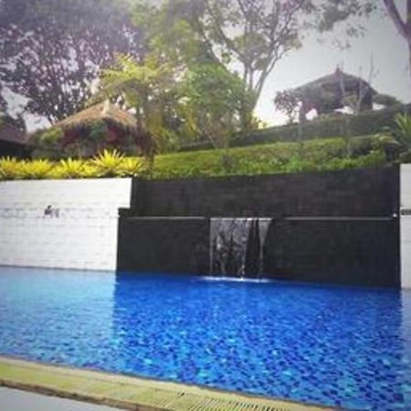 La Oma Hotel Lembang Exterior foto