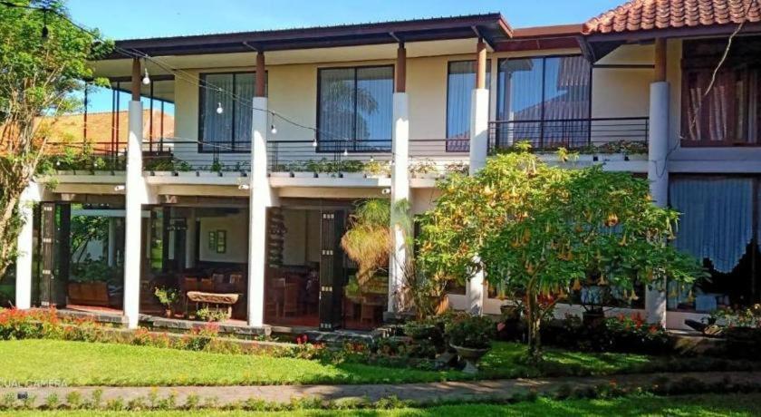 La Oma Hotel Lembang Exterior foto