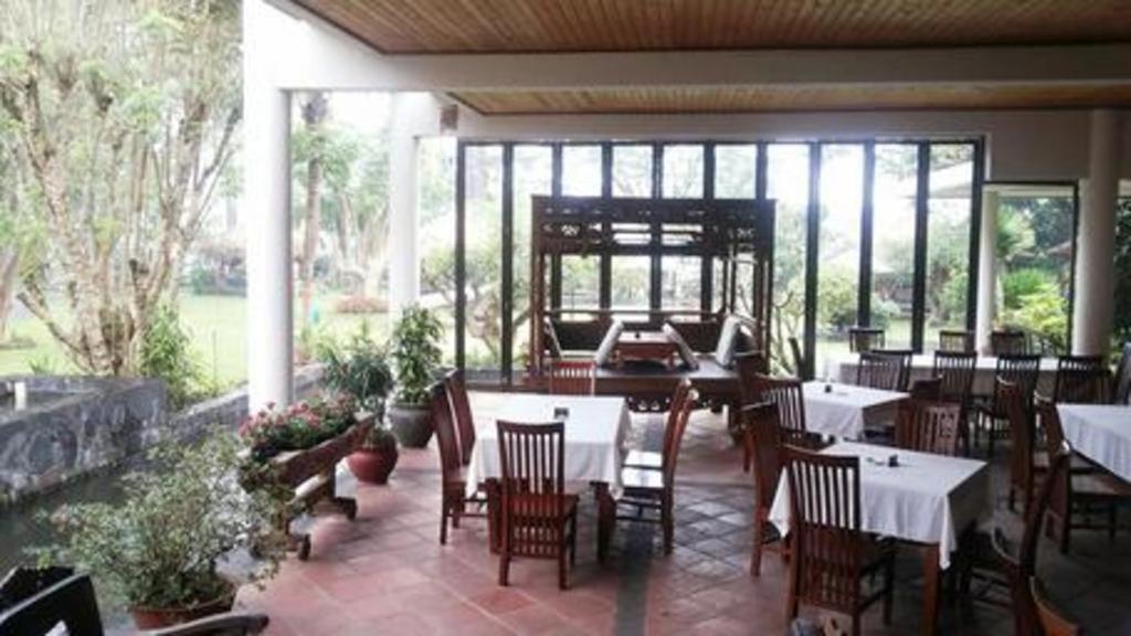 La Oma Hotel Lembang Exterior foto